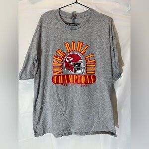 Gildan Heavy Cotton Gray T-Shirt